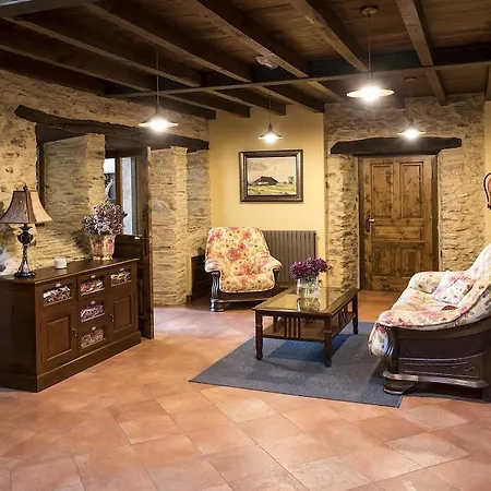 Hotel Rural Casona Trabadelo 3*