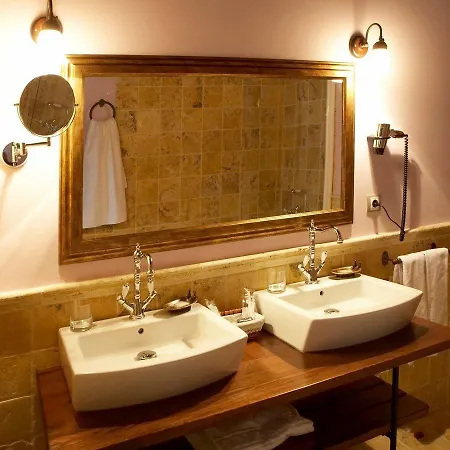 Rural Casona Trabadelo 3* 베갈데오