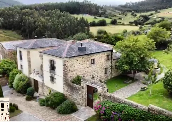 Rural Casona Trabadelo 3*