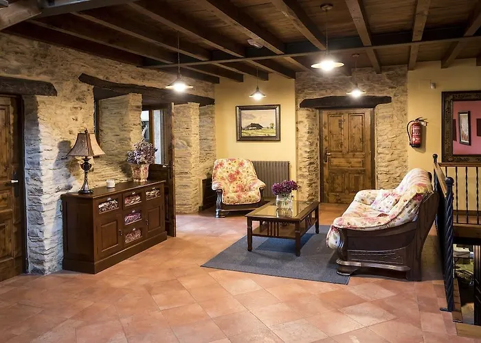 Hotel Rural Casona Trabadelo 3*