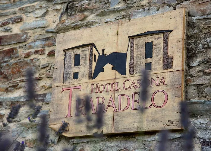 Rural Casona Trabadelo Hotel 3*